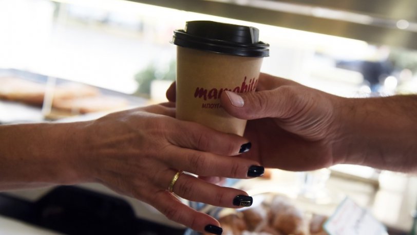 Lockdown: &laquo;&Sigma;&tau;&omicron;&pi;&raquo; &sigma;&tau;&iota;&sigmaf; take away &alpha;&gamma;&omicron;&rho;έ&sigmaf; &mu;έ&sigma;&alpha; &sigma;&tau;&omicron; &Sigma;&alpha;&beta;&beta;&alpha;&tau;&omicron;&kappa;ύ&rho;&iota;&alpha;&kappa;&omicron; &sigma;&epsilon; &Alpha;&tau;&tau;&iota;&kappa;ή &kappa;&alpha;&iota; &Theta;&epsilon;&sigma;&sigma;&alpha;&lambda;&omicron;&nu;ί&kappa;&eta;