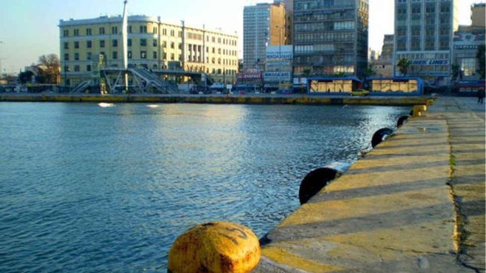 &Kappa;&omicron;&rho;&omega;&nu;&omicron;ϊό&sigmaf;: &Tau;&iota; &pi;&rho;έ&pi;&epsilon;&iota; &nu;&alpha; &pi;&rho;&omicron;&sigma;έ&xi;&omicron;&upsilon;&nu; &omicron;&iota; &tau;&alpha;&xi;&iota;&delta;&iota;ώ&tau;&epsilon;&sigmaf; &sigma;ύ&mu;&phi;&omega;&nu;&alpha; &mu;&epsilon; &tau;&omicron;&nu; &Epsilon;&Omicron;&Delta;&Upsilon;