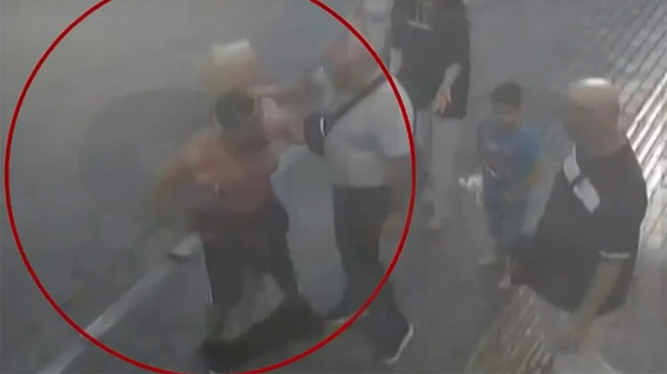 &Sigma;&omicron;&kappa;ά&rho;&epsilon;&iota; &eta; &upsilon;&pi;ό&theta;&epsilon;&sigma;&eta; &tau;&omicron;&upsilon; 35&chi;&rho;&omicron;&nu;&omicron;&upsilon; &pi;&omicron;&upsilon; &pi;&rho;&omicron;&sigma;&pi;ά&theta;&eta;&sigma;&epsilon; &nu;&alpha; &pi;&nu;ί&xi;&epsilon;&iota; &tau;&omicron; &epsilon;&nu;ό&sigmaf; έ&tau;&omicron;&upsilon;&sigmaf; &pi;&alpha;&iota;&delta;ί