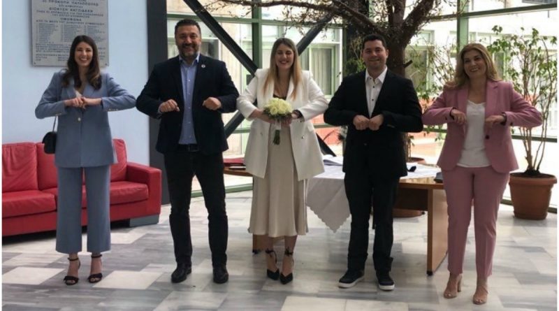 Δημαρχείο Παλαιού Φαλήρου: Γάμος στα χρόνια του κορονοϊού