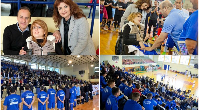 &Eta; &Mu;&upsilon;&rho;&tau;ώ &tau;&eta;&sigmaf; &Pi;ά&rho;&omicron;&upsilon; έ&chi;&epsilon;&iota; &delta;ί&pi;&lambda;&alpha; &tau;&eta;&sigmaf; ό&lambda;&eta; &tau;&eta; &Gamma;&lambda;&upsilon;&phi;ά&delta;&alpha;