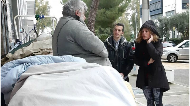 Ko&nu;&tau;ά &sigma;&tau;&omicron;&upsilon;&sigmaf; ά&sigma;&tau;&epsilon;&gamma;&omicron;&upsilon;&sigmaf; &tau;&eta;&sigmaf; &pi;ό&lambda;&eta;&sigmaf; &omicron; &delta;ή&mu;&omicron;&sigmaf; &Gamma;&lambda;&upsilon;&phi;ά&delta;&alpha;&sigmaf;