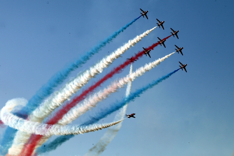 &Alpha;ύ&rho;&iota;&omicron; &eta; &mu;&epsilon;&gamma;ά&lambda;&eta; &alpha;&epsilon;&rho;&omicron;&pi;&omicron;&rho;&iota;&kappa;ή &epsilon;&pi;ί&delta;&epsilon;&iota;&xi;&eta; &sigma;&tau;&omicron;&nu; &Phi;&lambda;&omicron;ί&sigma;&beta;&omicron;