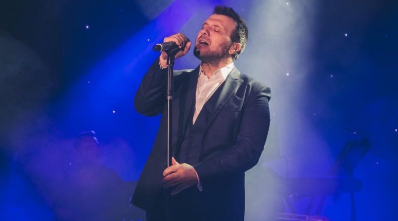 &Delta;&omega;&rho;&epsilon;ά&nu; &sigma;&upsilon;&nu;&alpha;&upsilon;&lambda;ί&alpha; &mu;&epsilon; &tau;&omicron;&nu; &Gamma;&iota;ά&nu;&nu;&eta; &Pi;&lambda;&omicron;ύ&tau;&alpha;&rho;&chi;&omicron; &tau;&eta;&nu; &Kappa;&upsilon;&rho;&iota;&alpha;&kappa;ή &sigma;&tau;&eta; &Gamma;&lambda;&upsilon;&phi;ά&delta;&alpha;