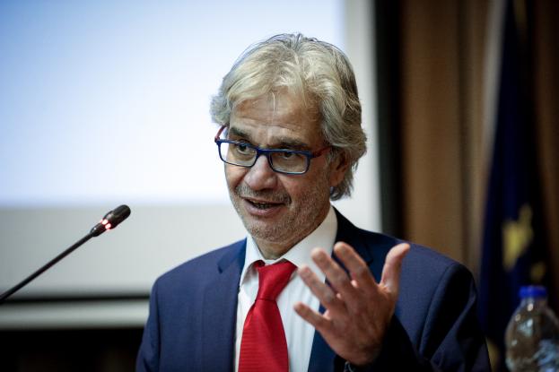 &Nu;ί&kappa;&omicron;&sigmaf; &Beta;&lambda;&alpha;&chi;ά&kappa;&omicron;&sigmaf;: &Gamma;&iota;&alpha;&tau;ί &pi;&alpha;&rho;&alpha;&iota;&tau;ή&theta;&eta;&kappa;&epsilon; &alpha;&pi;ό &alpha;&nu;&tau;&iota;&delta;ή&mu;&alpha;&rho;&chi;&omicron;&sigmaf; &Pi;&epsilon;&iota;&rho;&alpha;&iota;ά