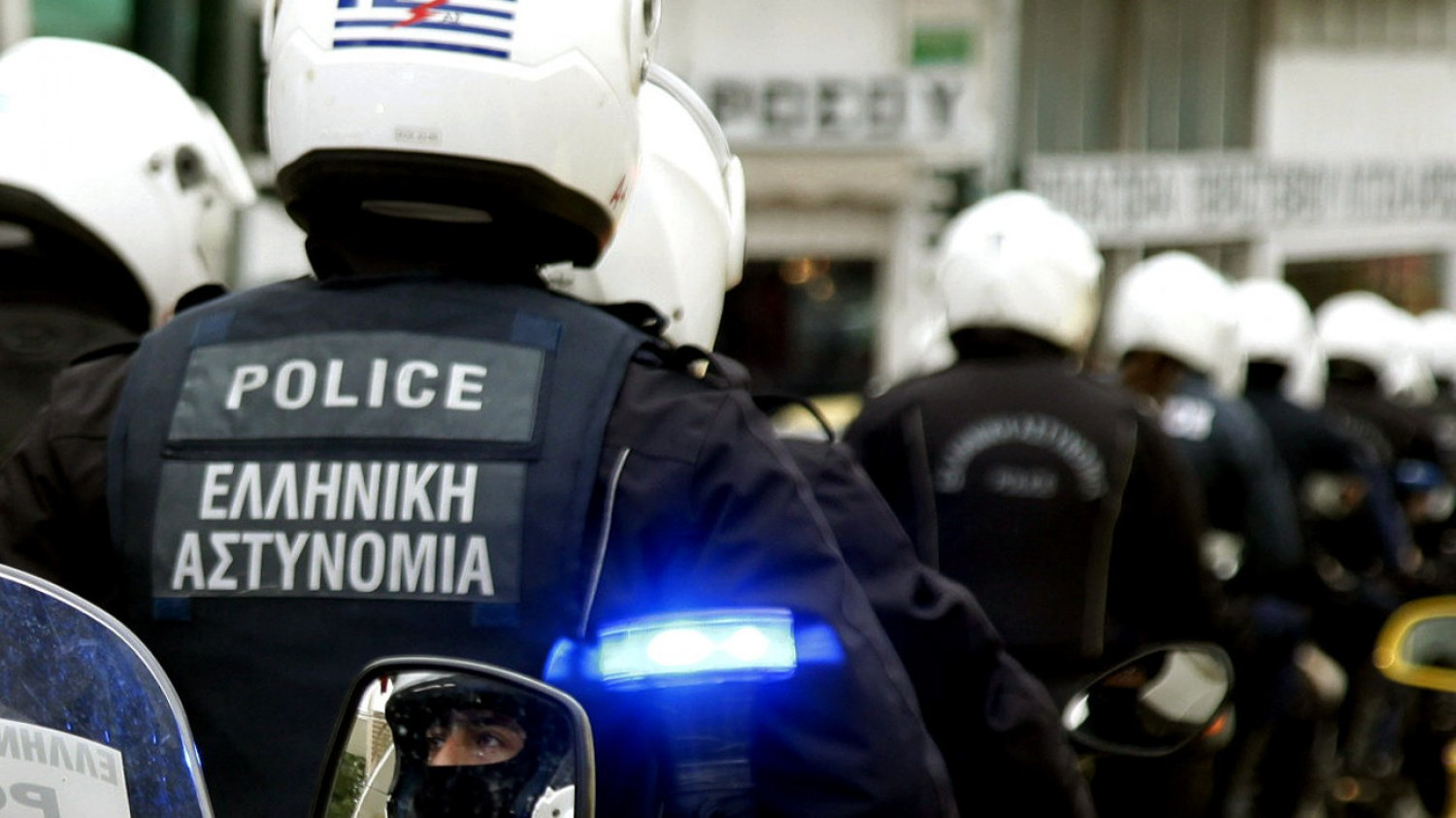 Μαφιόζικη εκτέλεση στη Βούλα: Μυστήριο με την ταυτότητα του θύματος