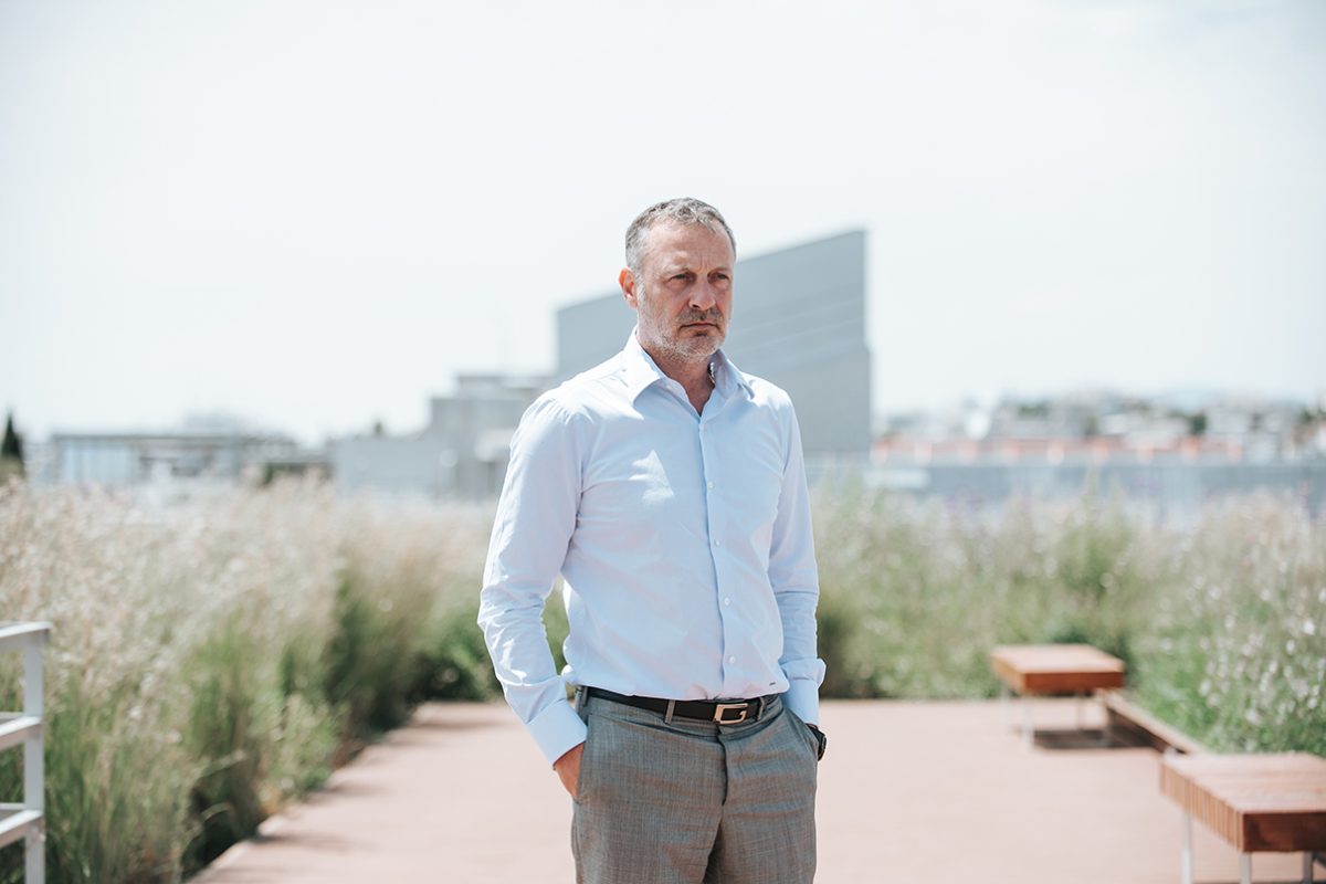 &Chi;&rho;&upsilon;&sigma;&iota;&kappa;ό&sigmaf; &ndash; Grivalia: &laquo;&Omicron; &alpha;&rho;&iota;&theta;&mu;ό&sigmaf; &tau;&omega;&nu; &xi;έ&nu;&omega;&nu; &epsilon;&pi;&iota;&sigma;&kappa;&epsilon;&pi;&tau;ώ&nu; &theta;&alpha; &alpha;&upsilon;&xi;&eta;&theta;&epsilon;ί &sigma;&eta;&mu;&alpha;&nu;&tau;&iota;&kappa;ά &tau;&alpha; &epsilon;&pi;ό&mu;&epsilon;&nu;&alpha; &chi;&rho;ό&nu;&iota;&alpha; &sigma;&tau;&eta;&nu; &Alpha;&tau;&tau;&iota;&kappa;ή&raquo;