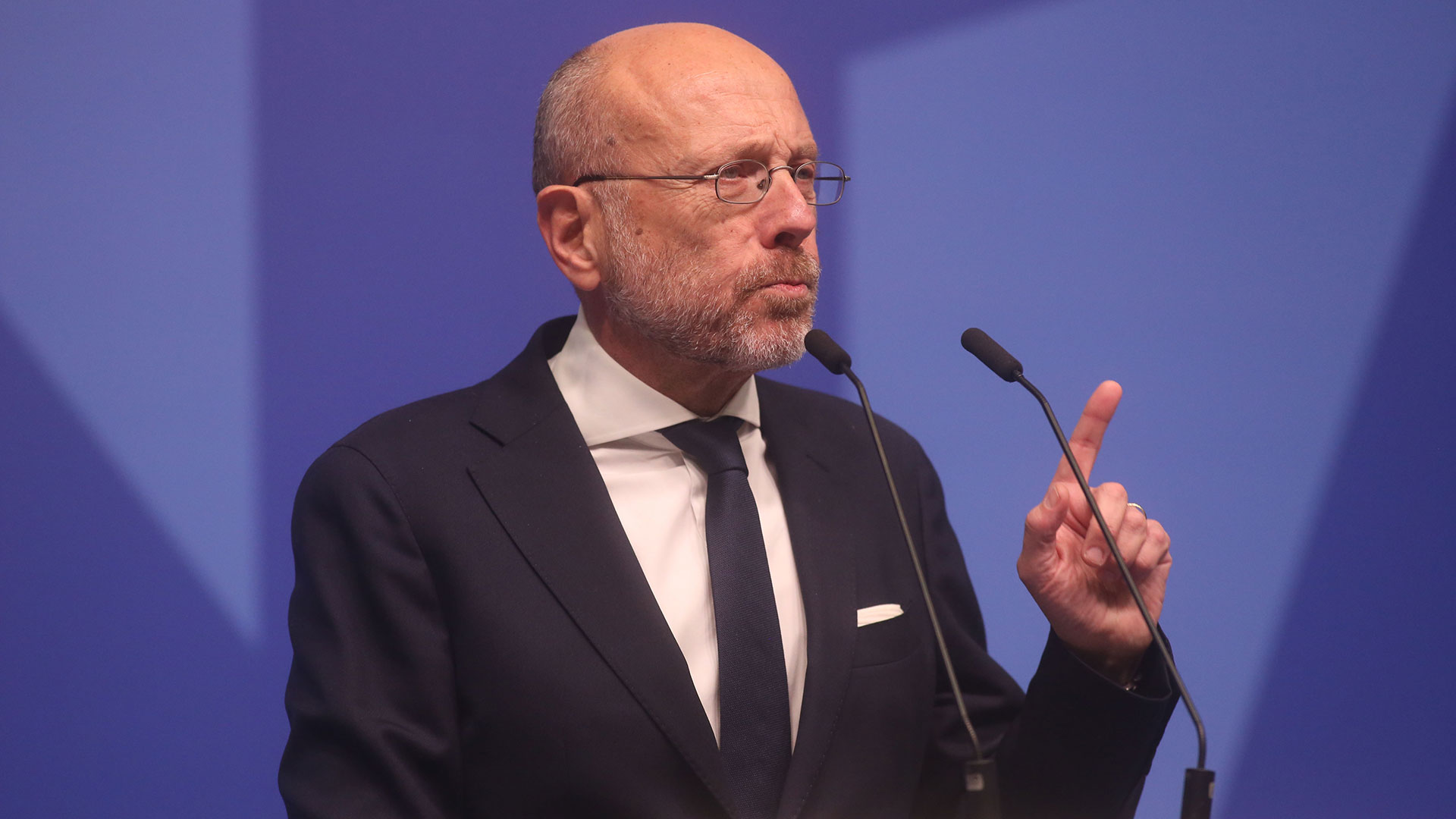 &Delta;&eta;&lambda;ώ&sigma;&epsilon;&iota;&sigmaf; &Beta;&alpha;&rho;&tau;&zeta;ό&pi;&omicron;&upsilon;&lambda;&omicron;&upsilon; &gamma;&iota;&alpha; &gamma;&upsilon;&nu;&alpha;&iota;&kappa;&omicron;&kappa;&tau;&omicron;&nu;ί&alpha;: &Omicron; &pi;&omicron;&lambda;&iota;&tau;&iota;&kappa;ό&sigmaf; ά&rho;&alpha;&gamma;&epsilon; &delta;&epsilon;&nu; έ&chi;&epsilon;&iota; &tau;&omicron; &delta;&iota;&kappa;&alpha;ί&omega;&mu;&alpha; &nu;&alpha; &mu;&iota;&lambda;ά&epsilon;&iota; &kappa;&alpha;&iota; &sigma;&alpha;&nu; &epsilon;&pi;&iota;&sigma;&tau;ή&mu;&omicron;&nu;&alpha;&sigmaf;;