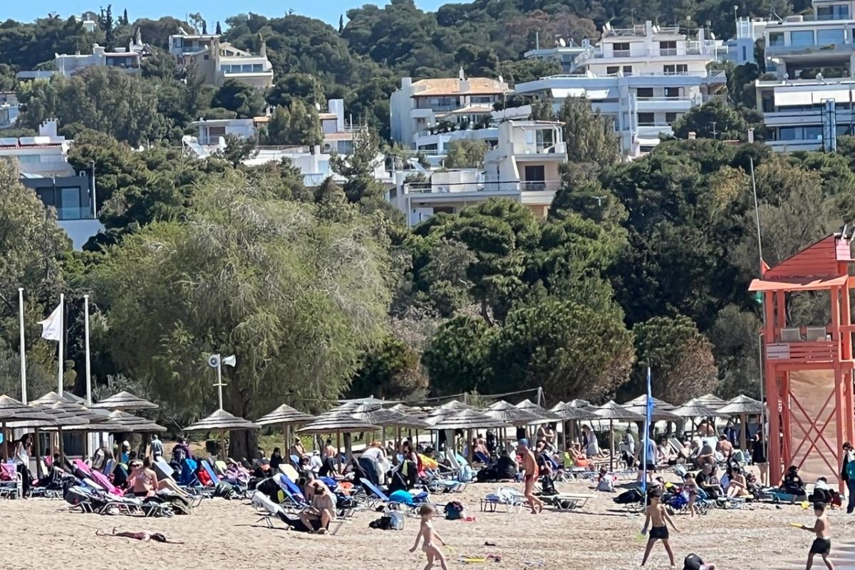 &Alpha;&kappa;&tau;ή &Beta;&omicron;&upsilon;&lambda;&iota;&alpha;&gamma;&mu;έ&nu;&eta;&sigmaf;: &Eta; &alpha;&pi;ά&nu;&tau;&eta;&sigma;&eta; &tau;&eta;&sigmaf; &gamma;&iota;&alpha; &tau;&iota;&sigmaf; &kappa;&lambda;&omicron;&pi;έ&sigmaf; &sigma;&tau;&eta;&nu; &pi;&alpha;&rho;&alpha;&lambda;ί&alpha;