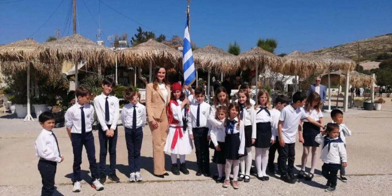 25&eta; &Mu;&alpha;&rho;&tau;ί&omicron;&upsilon;: &Pi;ώ&sigmaf; &omicron;&iota; &mu;&alpha;&theta;&eta;&tau;έ&sigmaf; &alpha;&pi;ό &tau;&eta; &Beta;&omicron;ύ&lambda;&alpha; &beta;&rho;έ&theta;&eta;&kappa;&alpha;&nu; &sigma;&tau;&omicron;&upsilon;&sigmaf; &Alpha;&rho;&kappa;&iota;&omicron;ύ&sigmaf; &kappa;&alpha;&iota; έ&kappa;&alpha;&nu;&alpha;&nu; &pi;&alpha;&rho;έ&lambda;&alpha;&sigma;&eta; &mu;&epsilon; &tau;&omicron;&nu; &mu;&omicron;&nu;&alpha;&delta;&iota;&kappa;ό &mu;&alpha;&theta;&eta;&tau;ή