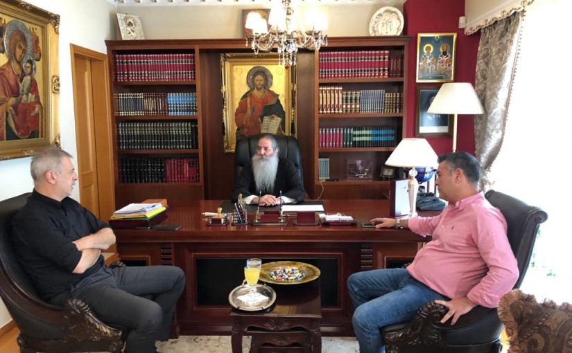 ΜΗΤΡΟΠΟΛΗ ΠΕΙΡΑΙΑ: Συνάντηση Σεραφείμ με Μώραλη και Καψοκόλη