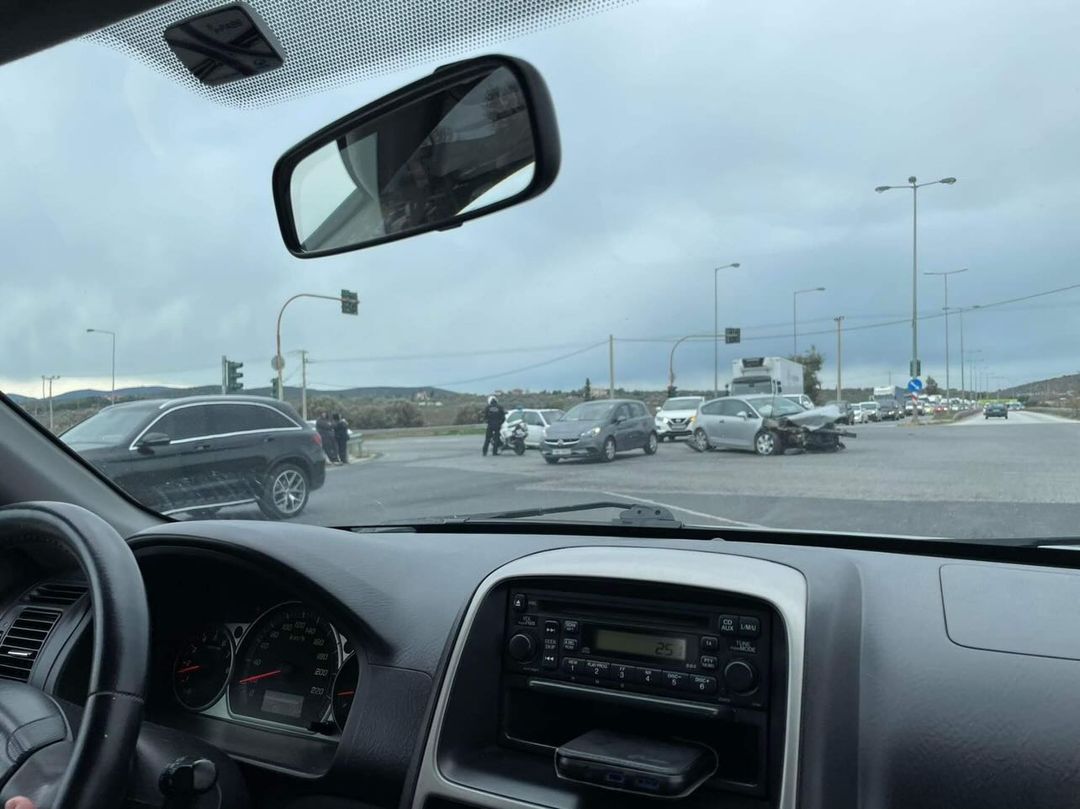 &Tau;&rho;&omicron;&chi;&alpha;ί&omicron; &sigma;&tau;&eta;&nu; &Lambda;&epsilon;&omega;&phi;ό&rho;&omicron; &Beta;ά&rho;&eta;&sigmaf; έ&chi;&epsilon;&iota; &pi;&rho;&omicron;&kappa;&alpha;&lambda;έ&sigma;&epsilon;&iota; &laquo;&chi;ά&omicron;&sigmaf;&raquo; &sigma;&tau;&eta;&nu; &kappa;&upsilon;&kappa;&lambda;&omicron;&phi;&omicron;&rho;ί&alpha; - &Alpha;&pi;ό&nu;&tau;&epsilon;&sigmaf; &omicron;&iota; &alpha;&rho;&mu;ό&delta;&iota;&omicron;&iota; 