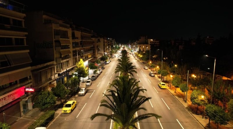 &Kappa;&alpha;&lambda;&lambda;&iota;&theta;έ&alpha;: &Omicron;&lambda;&omicron;&kappa;&lambda;&eta;&rho;ώ&theta;&eta;&kappa;&alpha;&nu; &omicron;&iota; &epsilon;&rho;&gamma;&alpha;&sigma;ί&epsilon;&sigmaf; &sigma;&tau;&eta; &Lambda;&epsilon;&omega;&phi;ό&rho;&omicron; &Epsilon;&lambda;&epsilon;&upsilon;&theta;&epsilon;&rho;ί&omicron;&upsilon; &Beta;&epsilon;&nu;&iota;&zeta;έ&lambda;&omicron;&upsilon;