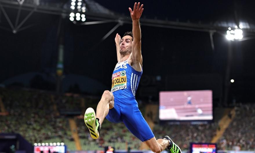 &Alpha;&pi;ό&lambda;&upsilon;&tau;&omicron;&sigmaf; &kappa;&upsilon;&rho;ί&alpha;&rho;&chi;&omicron;&sigmaf; o &Tau;&epsilon;&nu;&tau;ό&gamma;&lambda;&omicron;&upsilon;: &Pi;&rho;&omega;&tau;&alpha;&theta;&lambda;&eta;&tau;ή&sigmaf; &Epsilon;&upsilon;&rho;ώ&pi;&eta;&sigmaf; &mu;&epsilon; &tau;&eta;&nu; &kappa;&omicron;&rho;&upsilon;&phi;&alpha;ί&alpha; &epsilon;&pi;ί&delta;&omicron;&sigma;&eta; &sigma;&tau;&omicron;&nu; &kappa;ό&sigma;&mu;&omicron;