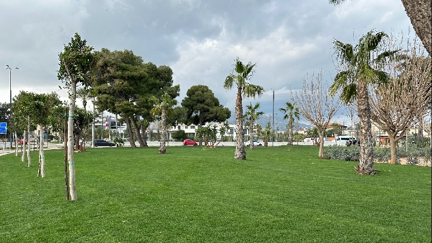 Ά&lambda;&lambda;&alpha;&xi;&epsilon; ό&psi;&eta; &tau;&omicron; &pi;&alpha;&rho;&alpha;&lambda;&iota;&alpha;&kappa;ό &mu;έ&tau;&omega;&pi;&omicron; &tau;&eta;&sigmaf; &Beta;ά&rho;&kappa;&iota;&zeta;&alpha;&sigmaf;