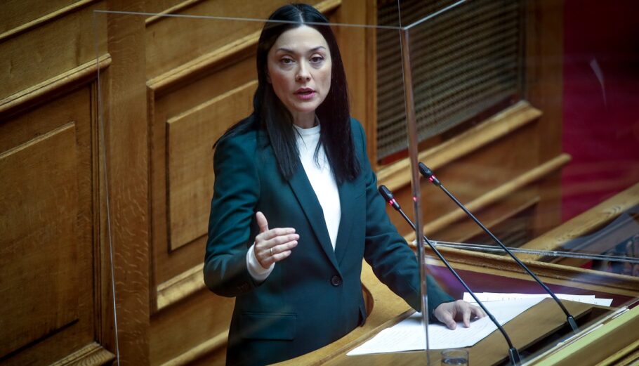 &Nu;ά&nu;&tau;&iota;&alpha; &Gamma;&iota;&alpha;&nu;&nu;&alpha;&kappa;&omicron;&pi;&omicron;ύ&lambda;&omicron;&upsilon;: &laquo;&Kappa;&alpha;&theta;&eta;&mu;&epsilon;&rho;&iota;&nu;ά &pi;&lambda;έ&omicron;&nu; &tau;&alpha; &pi;&epsilon;&rho;&iota;&sigma;&tau;&alpha;&tau;&iota;&kappa;ά &epsilon;&pi;&iota;&kappa;ί&nu;&delta;&upsilon;&nu;&eta;&sigmaf; &omicron;&delta;ή&gamma;&eta;&sigma;&eta;&sigmaf; &delta;&iota;&alpha;&kappa;&iota;&nu;&eta;&tau;ώ&nu; &mu;&epsilon;&tau;&alpha;&nu;&alpha;&sigma;&tau;ώ&nu; &sigma;&tau;&omicron;&nu; &nu;&omicron;&mu;ό Έ&beta;&rho;&omicron;&upsilon;&raquo;