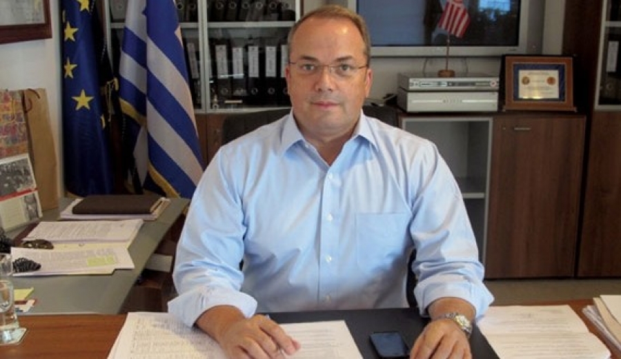 Κωνσταντέλλος: 4,8 εκατομμύρια για δρόμους σε Βάρη, Βούλα και Βουλιαγμένη