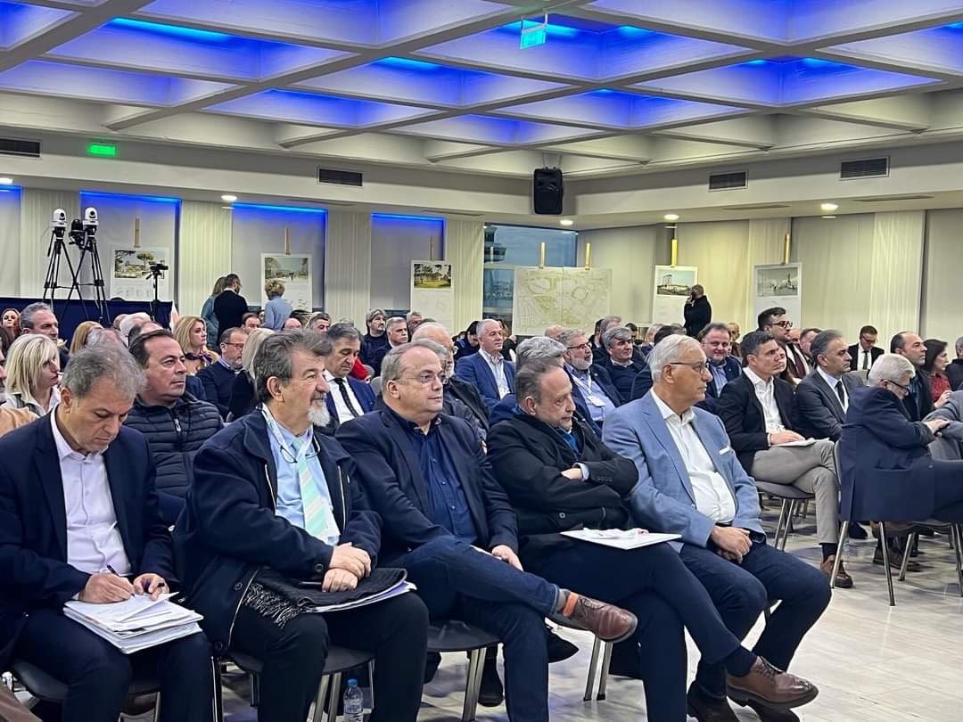 &Omicron; &Gamma;&rho;&eta;&gamma;ό&rho;&eta;&sigmaf; &Kappa;&omega;&nu;&sigma;&tau;&alpha;&nu;&tau;έ&lambda;&lambda;&omicron;&sigmaf; &sigma;&tau;&eta; &Theta;&epsilon;&sigma;&sigma;&alpha;&lambda;&omicron;&nu;ί&kappa;&eta; - &Sigma;&upsilon;&nu;&alpha;&nu;&tau;ή&sigma;&epsilon;&iota;&sigmaf; &mu;&epsilon; &nu;έ&omicron;&upsilon;&sigmaf; &Delta;&eta;&mu;ά&rho;&chi;&omicron;&upsilon;&sigmaf;