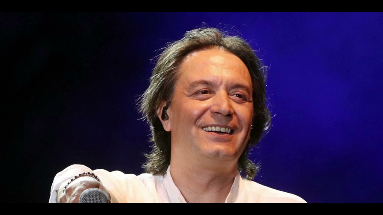 &Gamma;&iota;ά&nu;&nu;&eta;&sigmaf; &Kappa;ό&tau;&sigma;&iota;&rho;&alpha;&sigmaf;: &Sigma;&tau;&iota;&sigmaf; 13 &Iota;&omicron;&upsilon;&nu;ί&omicron;&upsilon;, &sigma;&tau;&omicron; &Beta;&epsilon;ά&kappa;&epsilon;&iota;&omicron; &Theta;έ&alpha;&tau;&rho;&omicron; &tau;&omicron;&upsilon; &Pi;&epsilon;&iota;&rho;&alpha;&iota;ά