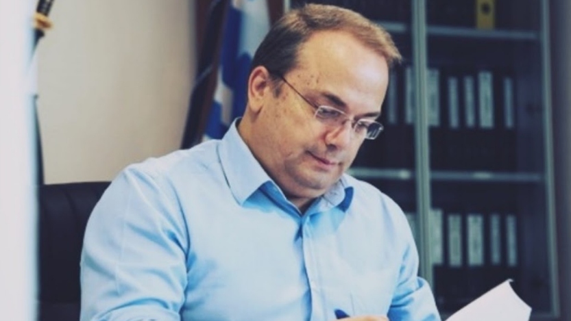 &Alpha;&pi;&omicron;&kappa;&lambda;&epsilon;&iota;&sigma;&tau;&iota;&kappa;ό: &Omicron; &sigma;&upsilon;&nu;&delta;&upsilon;&alpha;&sigma;&mu;ό&sigmaf; &tau;&omicron;&upsilon; &Gamma;&rho;&eta;&gamma;ό&rho;&eta; &Kappa;&omega;&nu;&sigma;&tau;&alpha;&nu;&tau;έ&lambda;&lambda;&omicron;&upsilon; "&Pi;&Omicron;&Lambda;&Eta; &Gamma;&Iota;&Alpha; &Nu;&Alpha; &Zeta;&Epsilon;&Iota;&Sigma; " &kappa;&epsilon;&rho;&delta;ί&zeta;&epsilon;&iota; ά&lambda;&lambda;&eta; &mu;&iota;&alpha; έ&delta;&rho;&alpha; &kappa;&alpha;&iota; &phi;&tau;ά&nu;&epsilon;&iota; &sigma;&tau;&iota;&sigmaf; 26