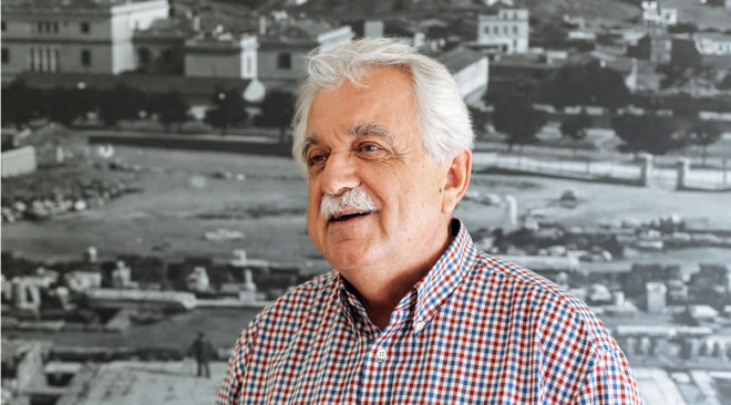 Ο Σταύρος Μπένος στη Βουλιαγμένη για την πολιτιστική κληρονομιά
