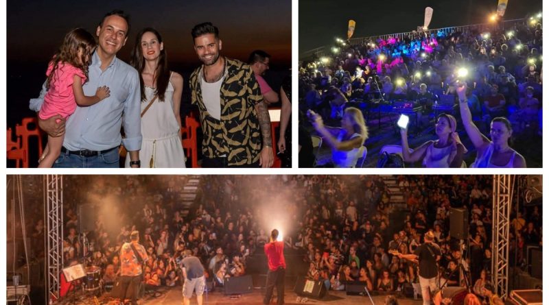 &Sigma;&tau;&iota;&sigmaf; 22 &Alpha;&upsilon;&gamma;&omicron;ύ&sigma;&tau;&omicron;&upsilon; &alpha;&nu;&omicron;ί&gamma;&epsilon;&iota; &kappa;&alpha;&iota; &pi;ά&lambda;&iota; &eta; &alpha;&upsilon;&lambda;&alpha;ί&alpha; &tau;&omicron;&upsilon; &Phi;&epsilon;&sigma;&tau;&iota;&beta;ά&lambda; &Gamma;&lambda;&upsilon;&phi;ά&delta;&alpha;&sigmaf;