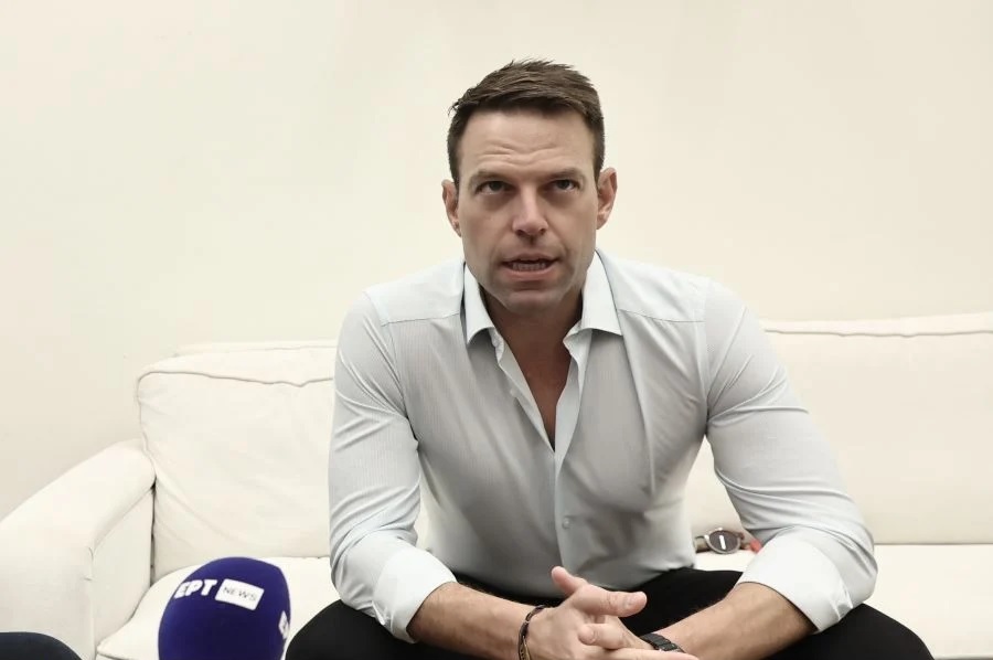 &Alpha;&pi;&omicron;&gamma;&omicron;&eta;&tau;&epsilon;&upsilon;&mu;έ&nu;&omicron;&sigmaf; &omicron; &Kappa;&alpha;&sigma;&sigma;&epsilon;&lambda;ά&kappa;&eta;&sigmaf; &mu;&epsilon; &tau;&omicron; &epsilon;&kappa;&lambda;&omicron;&gamma;&iota;&kappa;ό &alpha;&pi;&omicron;&tau;έ&lambda;&epsilon;&sigma;&mu;&alpha;: ''&Alpha;&nu;ά&gamma;&kappa;&eta; &gamma;&iota;&alpha; &mu;ί&alpha; &nu;έ&alpha; &mu;&epsilon;&gamma;ά&lambda;&eta; &pi;&rho;&omicron;&omicron;&delta;&epsilon;&upsilon;&tau;&iota;&kappa;ή &pi;&alpha;&rho;ά&tau;&alpha;&xi;&eta;''