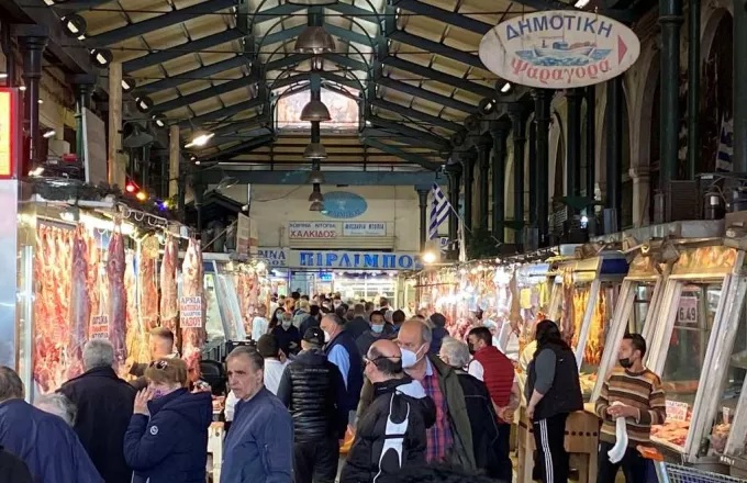 &Sigma;&tau;&omicron; &laquo;&kappa;ό&kappa;&kappa;&iota;&nu;&omicron;&raquo; &eta; &kappa;ί&nu;&eta;&sigma;&eta; &sigma;&tau;&eta;&nu; &alpha;&gamma;&omicron;&rho;ά &gamma;&iota;&alpha; &tau;&omicron; &pi;&alpha;&sigma;&chi;&alpha;&lambda;&iota;&nu;ό &tau;&rho;&alpha;&pi;έ&zeta;&iota;