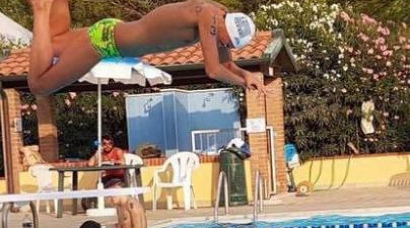 &Gamma;&lambda;&upsilon;&phi;ά&delta;&alpha;: &Epsilon;&nu;&tau;&upsilon;&pi;&omega;&sigma;&iota;&alpha;&kappa;ή &kappa;&omicron;ύ&rho;&sigma;&alpha; &tau;&omicron;&upsilon; &Kappa;. &Epsilon;&gamma;&gamma;&lambda;&epsilon;&zeta;ά&kappa;&eta; &sigma;&tau;&alpha; 400&mu; &epsilon;&lambda;&epsilon;ύ&theta;&epsilon;&rho;&omicron;