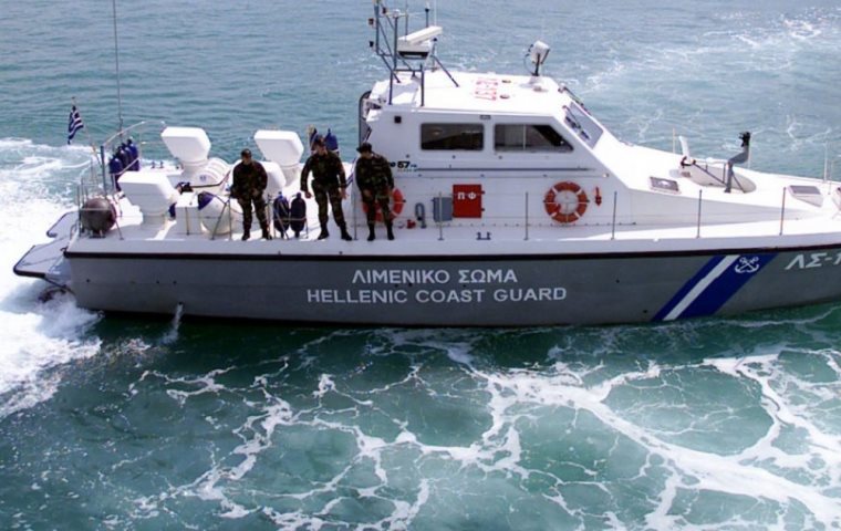 &Gamma;&lambda;&upsilon;&phi;ά&delta;&alpha;: &Sigma;ύ&gamma;&kappa;&rho;&omicron;&upsilon;&sigma;&eta; 4 &sigma;&kappa;&alpha;&phi;ώ&nu; &mu;&epsilon;&tau;&alpha;&xi;ύ &tau;&omicron;&upsilon;&sigmaf; - &Delta;&epsilon;&nu; &upsilon;&pi;ά&rho;&chi;&epsilon;&iota; &theta;&alpha;&lambda;ά&sigma;&sigma;&iota;&alpha; &rho;ύ&pi;&alpha;&nu;&sigma;&eta;