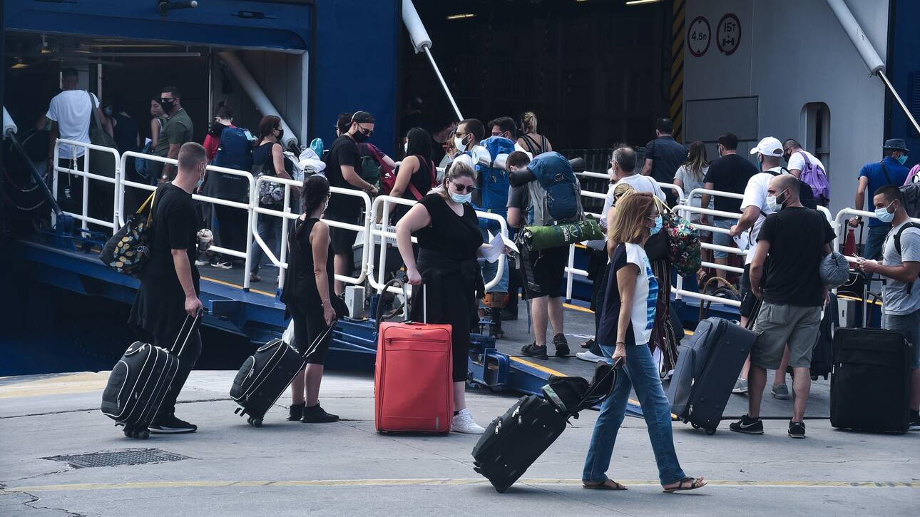 &Pi;&rho;&omicron; &tau;&omega;&nu; &pi;&upsilon;&lambda;ώ&nu; &kappa;&upsilon;&beta;&epsilon;&rho;&nu;&eta;&tau;&iota;&kappa;ή &pi;&alpha;&rho;έ&mu;&beta;&alpha;&sigma;&eta; &gamma;&iota;&alpha; &epsilon;&iota;&sigma;&iota;&tau;ή&rho;&iota;&alpha; &laquo;&phi;&omega;&tau;&iota;ά&raquo; &tau;&omega;&nu; &alpha;&kappa;&tau;&omicron;&pi;&lambda;&omicron;ϊ&kappa;ώ&nu;