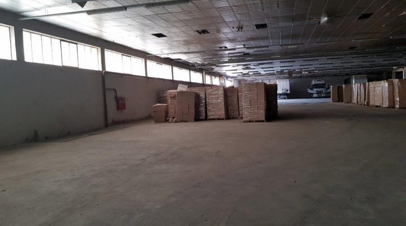 &Epsilon;&pi;&iota;&chi;&epsilon;ί&rho;&eta;&sigma;&eta; &tau;&eta;&sigmaf; &Epsilon;&Lambda;&Alpha;&Sigma; &sigma;&tau;&eta;&nu; &Kappa;&alpha;&lambda;&lambda;&iota;&theta;έ&alpha;: &Lambda;&alpha;&theta;&rho;έ&mu;&pi;&omicron;&rho;&omicron;&iota; &tau;&sigma;&iota;&gamma;ά&rho;&omega;&nu; έ&beta;&gamma;&alpha;&zeta;&alpha;&nu; &tau;&epsilon;&rho;ά&sigma;&tau;&iota;&alpha; &kappa;έ&rho;&delta;&eta;