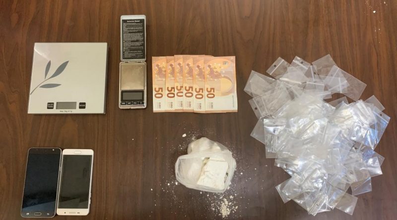 &Sigma;&upsilon;&nu;έ&lambda;&alpha;&beta;&alpha;&nu; έ&mu;&pi;&omicron;&rho;&omicron; &nu;&alpha;&rho;&kappa;&omega;&tau;&iota;&kappa;ώ&nu; &sigma;&tau;&eta;&nu; &Kappa;&alpha;&lambda;&lambda;&iota;&theta;έ&alpha;