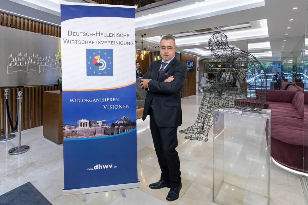 &Pi;&alpha;ύ&lambda;&omicron;&sigmaf; &Tau;&epsilon;&lambda;ί&delta;&eta;&sigmaf; - DHW: ''&Kappa;&alpha;&lambda;ύ&tau;&epsilon;&rho;&epsilon;&sigmaf; &alpha;&pi;ό &pi;&omicron;&tau;έ, &omicron;&iota; &sigma;&chi;έ&sigma;&epsilon;&iota;&sigmaf; &Epsilon;&lambda;&lambda;ά&delta;&alpha;&sigmaf; - &Gamma;&epsilon;&rho;&mu;&alpha;&nu;ί&alpha;&sigmaf;''