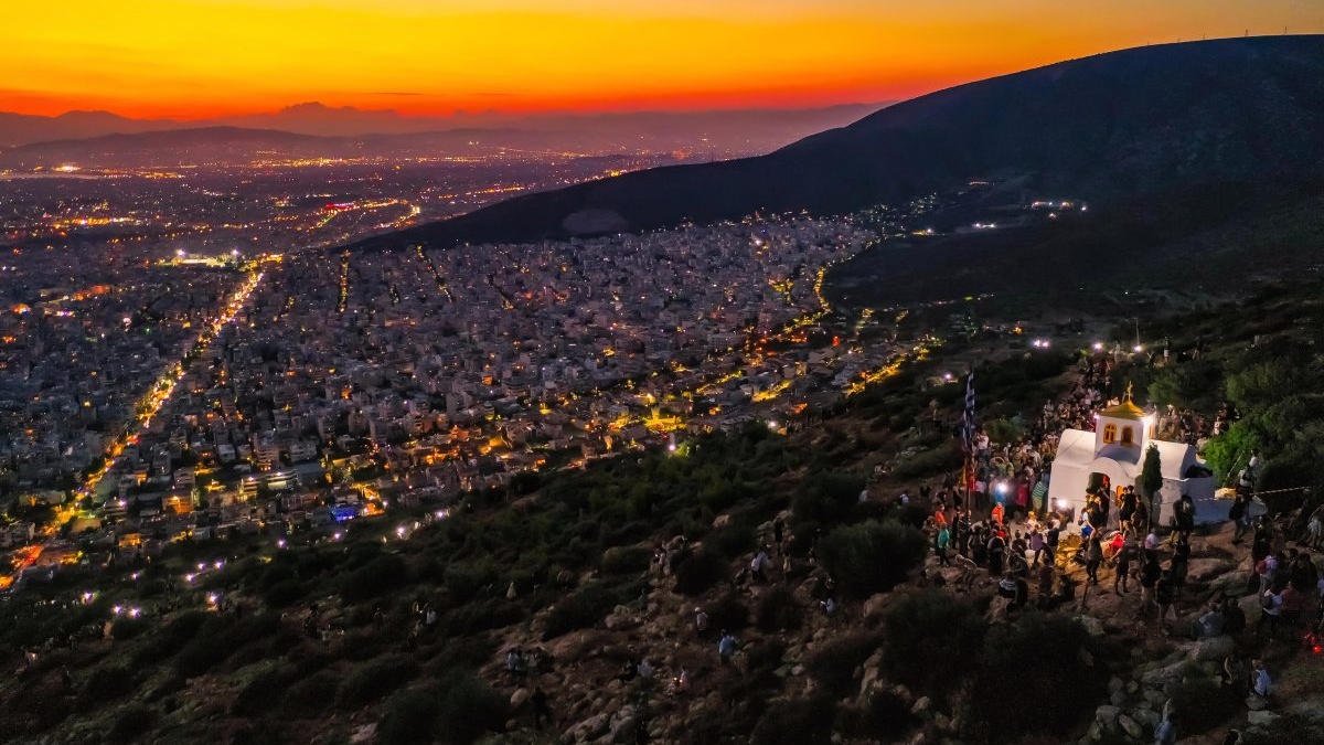 &Gamma;&lambda;&upsilon;&phi;ά&delta;&alpha;: &Kappa;&lambda;&epsilon;&iota;&sigma;&tau;ό &Tau;&epsilon;&tau;ά&rho;&tau;&eta; &kappa;&alpha;&iota; &Pi;έ&mu;&pi;&tau;&eta; &tau;&omicron; &mu;&omicron;&nu;&omicron;&pi;ά&tau;&iota; &pi;&omicron;&upsilon; &omicron;&delta;&eta;&gamma;&epsilon;ί &sigma;&tau;&omicron;&nu; &Pi;&rho;&omicron;&phi;ή&tau;&eta; &Eta;&lambda;ί&alpha;