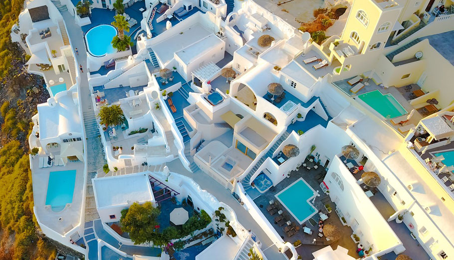 Savills: &Alpha;ύ&xi;&eta;&sigma;&eta; 50% &sigma;&tau;&iota;&sigmaf; &epsilon;&pi;&epsilon;&nu;&delta;ύ&sigma;&epsilon;&iota;&sigmaf; &sigma;&epsilon; &epsilon;&lambda;&lambda;&eta;&nu;&iota;&kappa;ά &alpha;&kappa;ί&nu;&eta;&tau;&alpha; &tau;&omicron; 2023