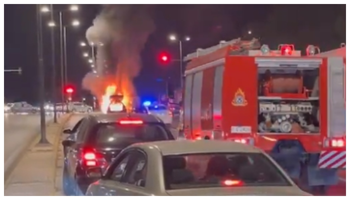 &Sigma;&tau;&iota;&sigmaf; &phi;&lambda;ό&gamma;&epsilon;&sigmaf; &tau;&upsilon;&lambda;ί&chi;&tau;&eta;&kappa;&epsilon; &alpha;&upsilon;&tau;&omicron;&kappa;ί&nu;&eta;&tau;&omicron; &sigma;&tau;&eta; &Lambda;&epsilon;&omega;&phi;ό&rho;&omicron; &Beta;&omicron;&upsilon;&lambda;&iota;&alpha;&gamma;&mu;έ&nu;&eta;&sigmaf;